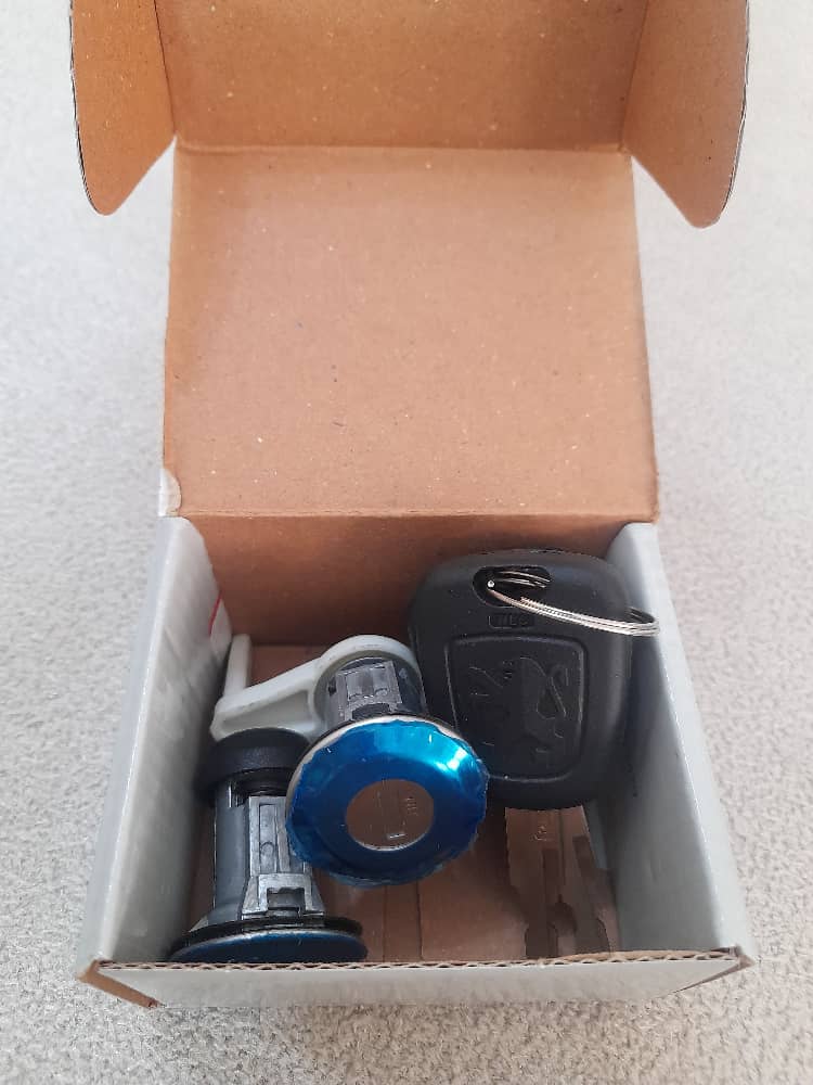 قفل سوئیچی درب پژو ۲۰۶